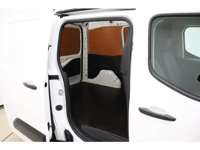 Citroën Berlingo 1.5 BlueHDI Control 2022 Diesel 10