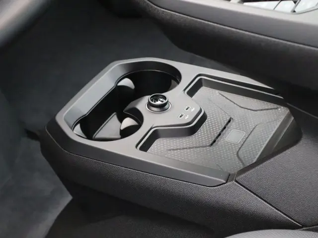 BMW iX xDrive40 2024 Elektrisch 23