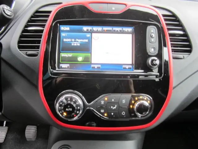 Renault Captur 0.9 TCe Helly Hansen 2015 Benzine 17