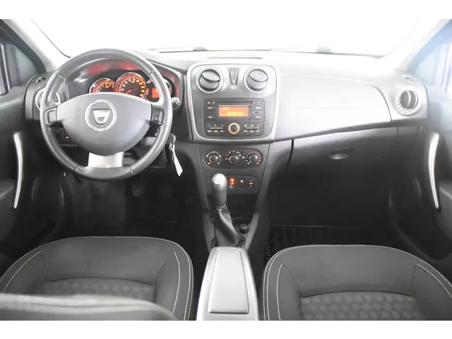 Dacia Sandero 0.9 TCe Ambiance *Nieuwe APK* 2013 Benzine 2