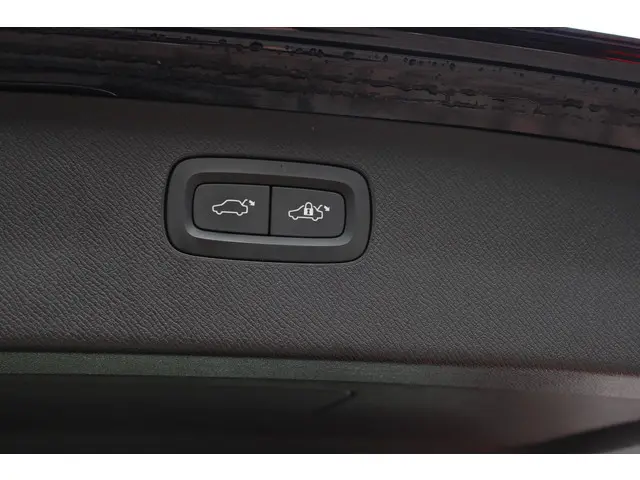 Volvo XC90 2.0 T5 AWD Inscription 2018 Benzine 58