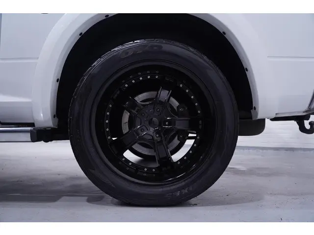 Dodge Ram 1500 5.7 V8 4x4 Crew Cab 5'7 Rebel 2019 Benzine 19
