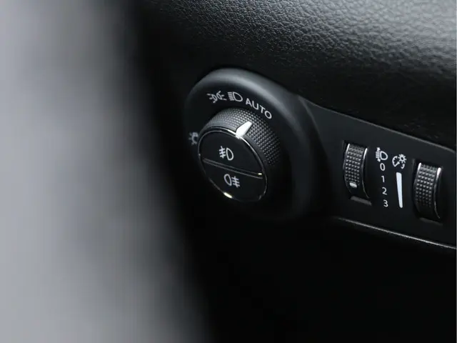 Jeep Compass 1.5T e-Hybrid Upland 2022 Hybride Benzine 37