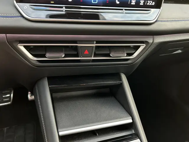 Volkswagen Tiguan 2.0 TDI R-Line Business+ 2024 Diesel 22