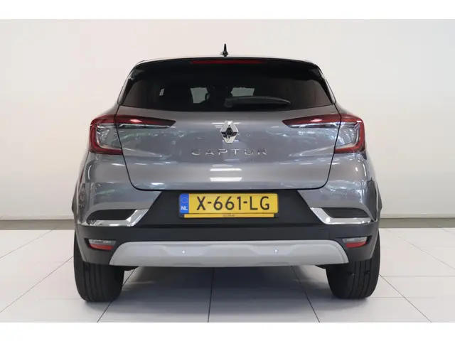 Renault Captur 1.3 160 Pk techno Automaat 2023 Benzine 30