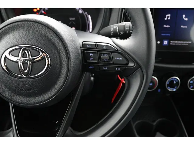 Toyota Aygo X 1.0 VVT-i MT Play 2024 Benzine 21