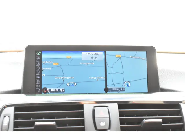 BMW 4 Serie Coupé 435i High Executive 2014 Benzine 19