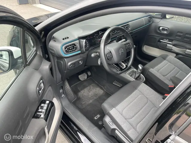 Citroën C3 1.2 PureTech Saint James 2021 Benzine 13