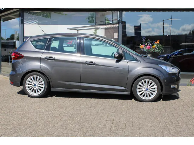 Ford C-MAX 1.5 Titanium 2015 Benzine 5