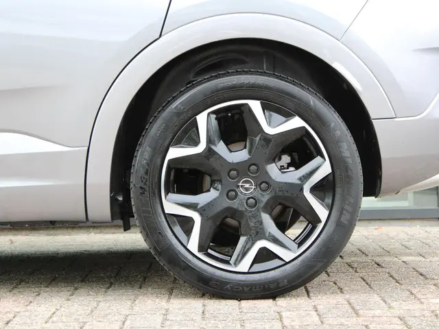 Opel Grandland 1.2 Turbo Ultimate 2024 Benzine 25