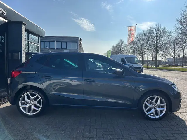 SEAT Ibiza 1.0 TSI FR Business Intense 2021 Benzine 7