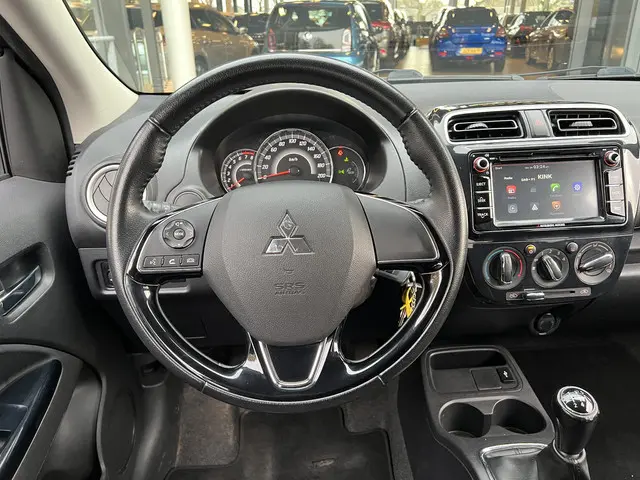 Mitsubishi Space Star 1.0 Active 2019 Benzine 21