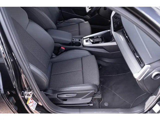 Audi A3 Sportback 35 TFSI S Line 2021 Benzine 35