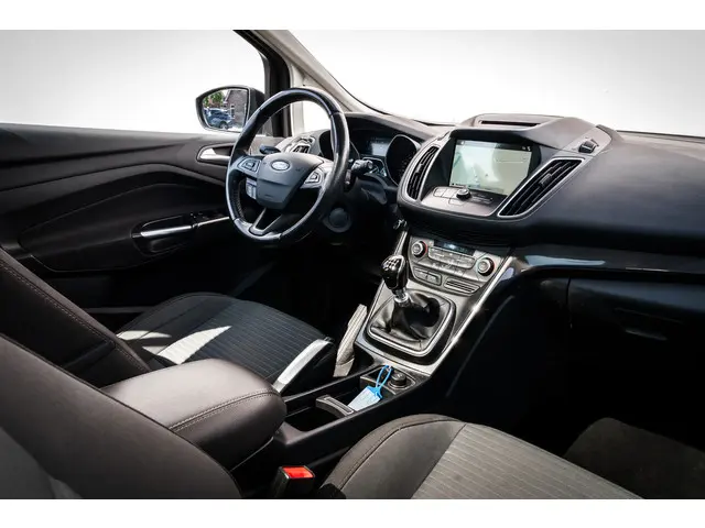 Ford C-MAX 1.0 Titanium | Panoramadak | Trekhaak | 2018 Benzine 3