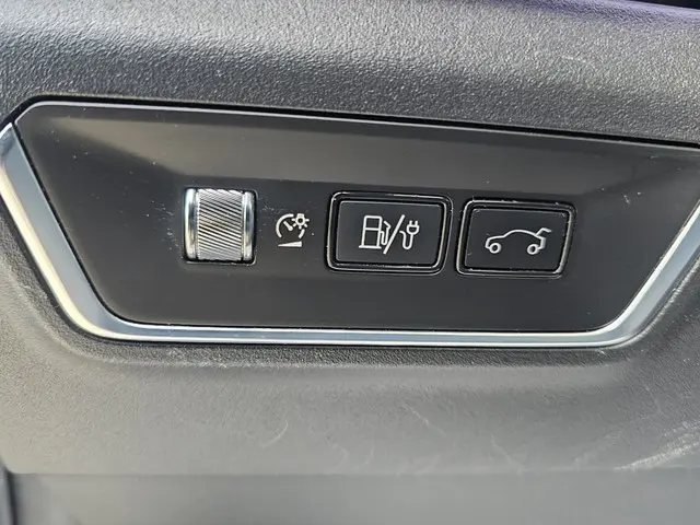 Lynk & Co 01 Lynk&co 2022 Hybride Benzine 17