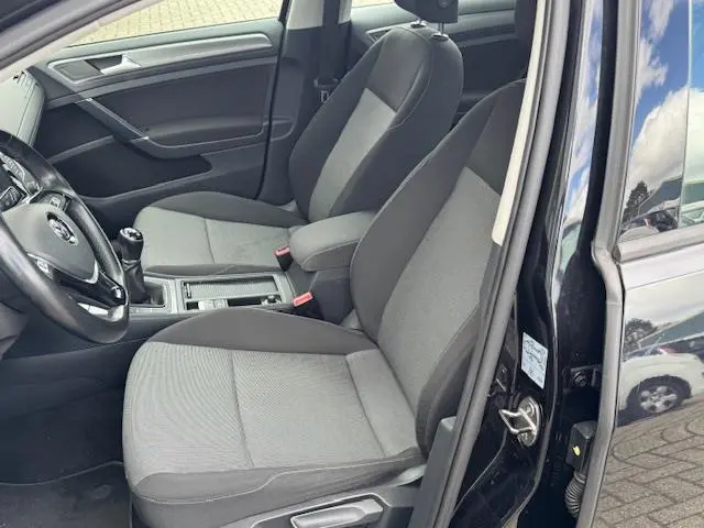 Volkswagen Golf 1.2 TSI Trendline 2013 Benzine 8