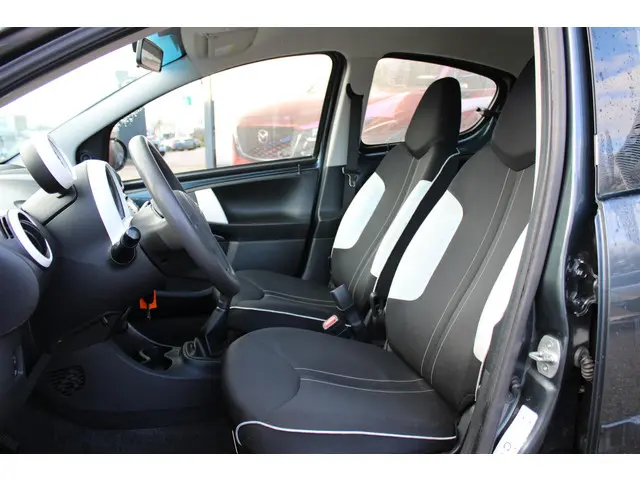 Citroën C1 1.0 Collection 2013 Benzine 12