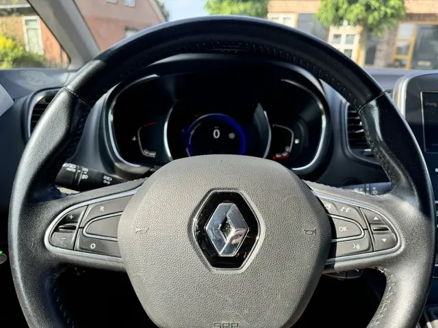 Renault Scénic TCe Zen LPGG3 2017 LPG/Gas 19