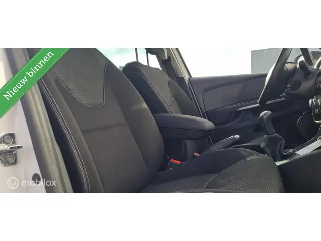 Renault Clio Estate 0.9 TCe Night&Day 2015 Benzine 18