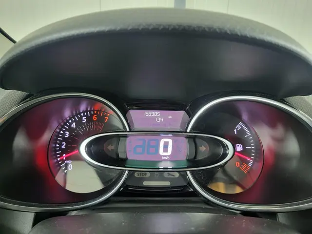 Renault Clio Estate 0.9 TCe Limited 2018 Benzine 11