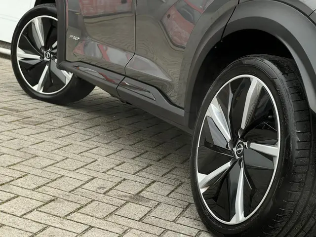 Nissan Juke 1.6 Hybrid N-Design 2024 Hybride Benzine 10