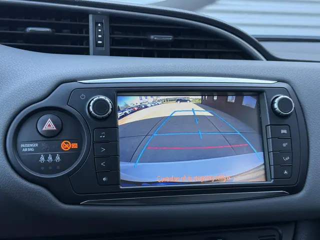 Toyota Yaris 1.0 VVT-i Aspiration 2016 Benzine 16