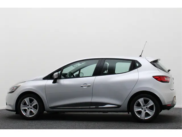 Renault Clio 0.9 TCe ECO Night&Day 2014 Benzine 16