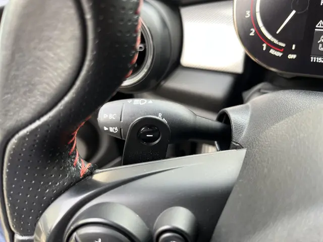 MINI Cooper Cabrio 2.0 John Works Chili 2017 Benzine 43