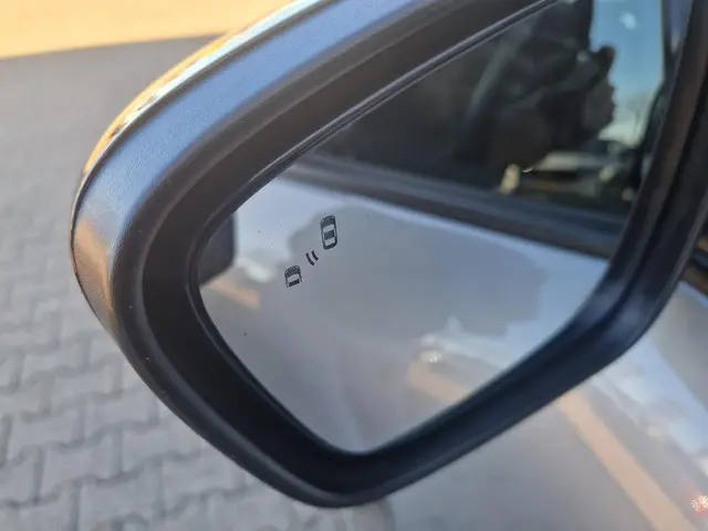 Ford Kuga 2.5 PHEV Active X 2025 Hybride Benzine 9