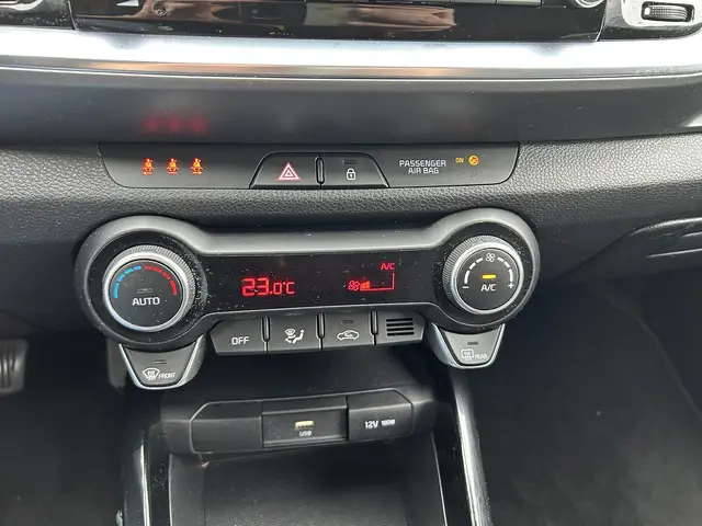 Kia Stonic 1.0 T-GDi MHEV DynamicPlusLine 2023 Benzine 22