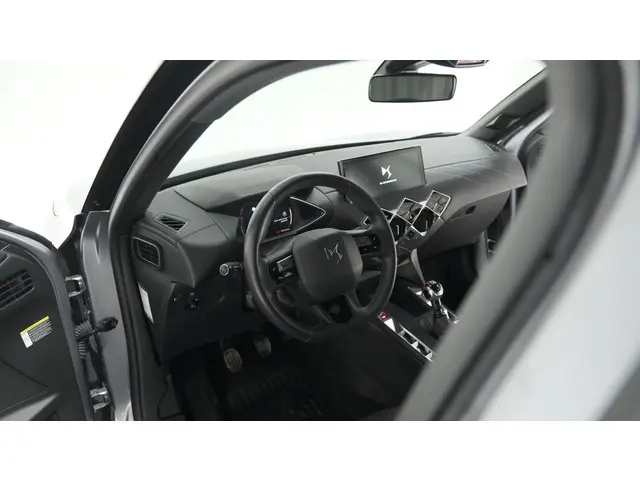 DS DS 3 Crossback PureTech 100 Montmartre 2022 Benzine 2
