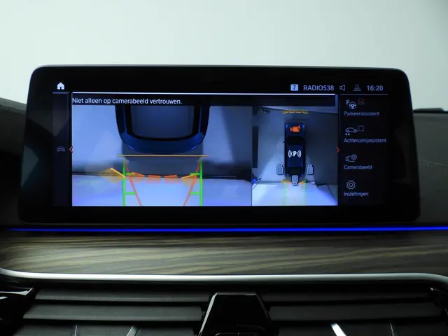 BMW 6 Serie Gran Turismo 630i 2020 Benzine 43