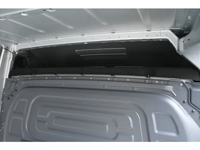 Mercedes-Benz Sprinter 317 CDI L3H2 2024 Diesel 12
