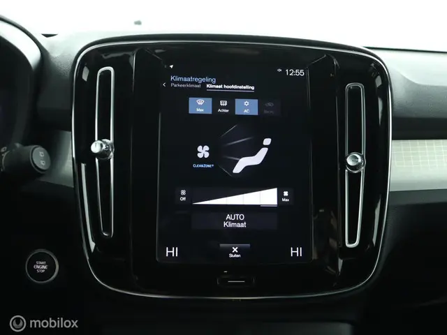 Volvo XC40 1.5 T2 Momentum automaat 2021 Benzine 33