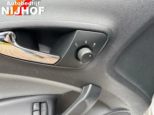 SEAT Ibiza ST 1.0 EcoTSI Style Connect 2016 Benzine 27