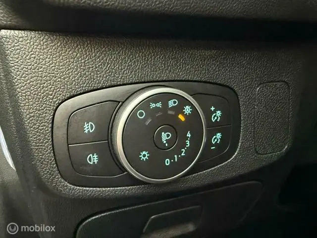 Ford Focus 1.0 EcoBoost Titanium Business 2020 Benzine 18