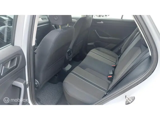 Volkswagen T-Roc 1.0 TSI Style Business 2021 Benzine 10
