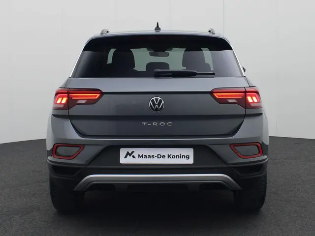 Volkswagen T-Roc 1.0TSI/116PK Life 2024 Benzine 31