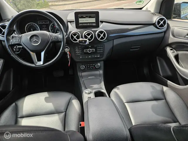 Mercedes-Benz B-Klasse 200 Prestige 2013 Benzine 9