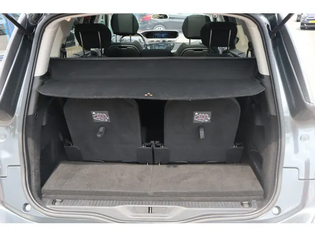 Citroën Grand C4 Picasso 1.6 THP Business 2015 Benzine 16