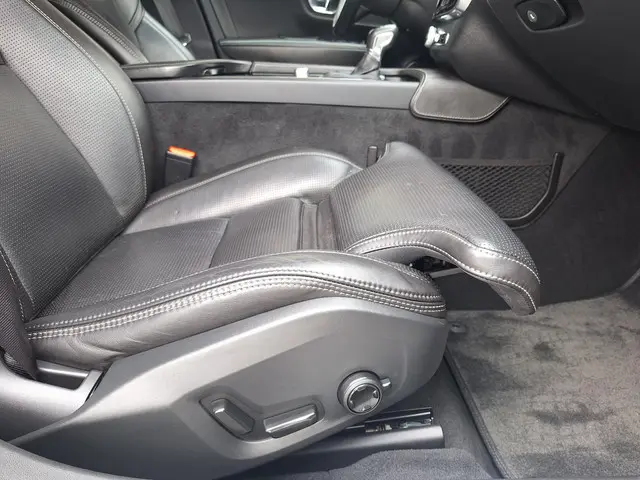 Volvo S90 2.0 T5 Inscription 2017 Benzine 25