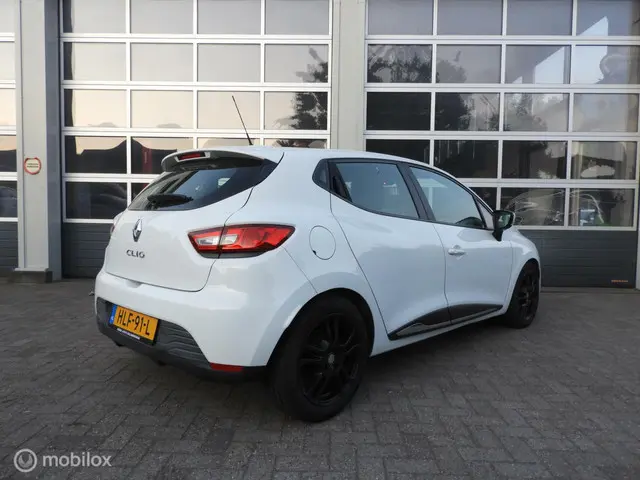 Renault Clio 1.2 16V 2014 Benzine 7
