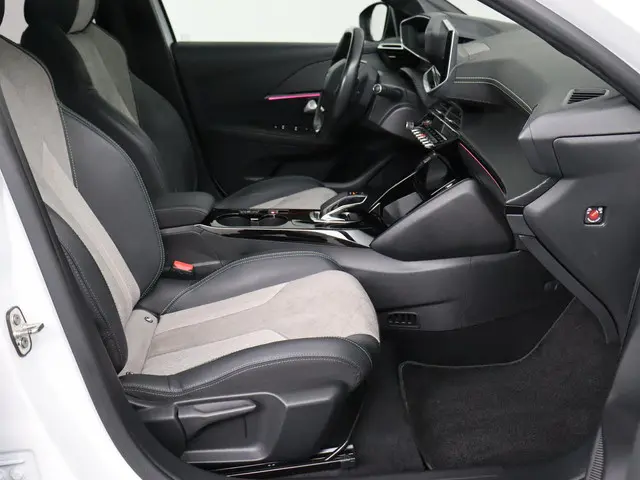 Peugeot e-208 EV GT 350 50 kWh 2020 Elektrisch 29