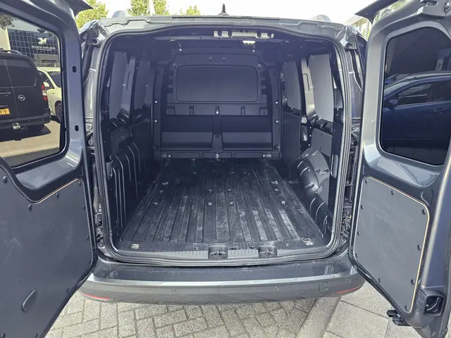 Volkswagen Caddy Cargo Maxi 2.0 TDI Style 2024 Diesel 10
