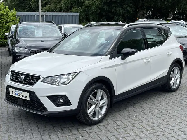 SEAT Arona 1.0 TSi DSG FR Business Intense 2021 Benzine 8
