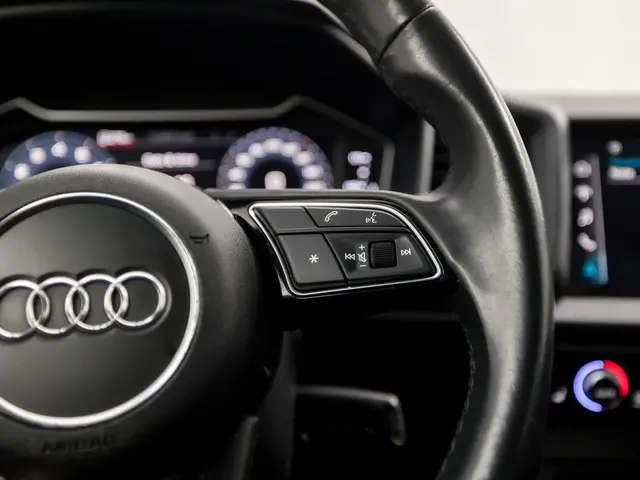 Audi A1 Sportback 25 TFSI S-Line Sport 2021 Benzine 19