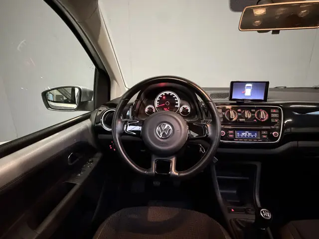 Volkswagen up! 1.0 high up! 2013 Benzine 2