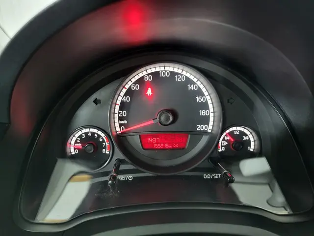 Volkswagen up! 1.0 move up! BlueMotion 2014 Benzine 11