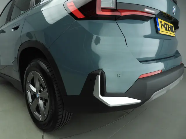 BMW X1 sDrive18i 2023 Benzine 45