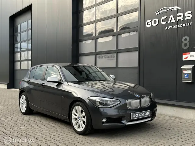 BMW 1 Serie 118i Urban Line 2014 Benzine 2